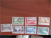 Série complète de beaux timbres du Canada