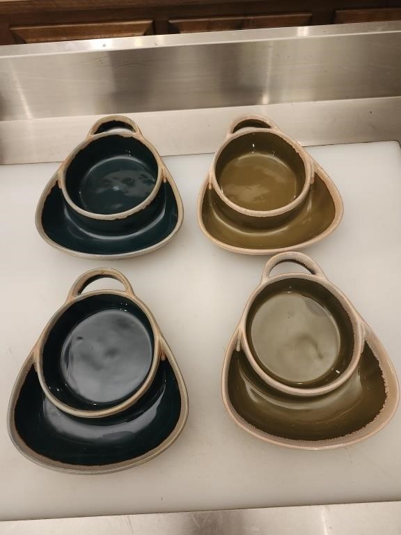 4 LTD Commodities Pottery Soup & Cracker Bowls
