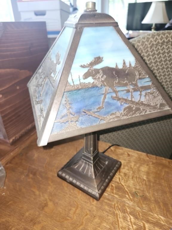 Elk / Moose Stained Glass Table Lamp