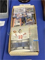 105 ASSORTED SPORTS CARDS