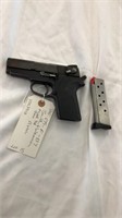 679 - F - Smith & Wesson 908 Pistol 9 mm