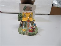 Bunny Village Nursery Figurine in Box 2&3/4"