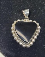 925 Sterling Silver Heart Pendent w/ Onyx Like