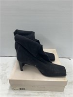 Size 10M Enzo Angiolini boots with box