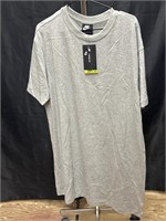Women’s Nike T Shirt RRP $55.00 Size Medium