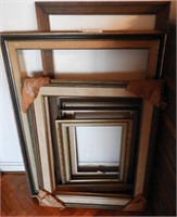Selection of (6) artwork frames in various sizes