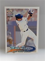 /99 1999 Pacific Paramount Mike Piazza Holo-Silver