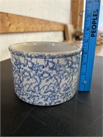 Roseville Pottery 1 qt. Blue Spongeware Low Jar