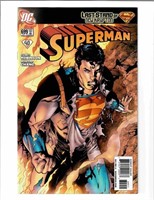 Superman 699 - Comic Book