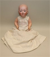 German Solid Dome Character Baby 16 Inch (stringin
