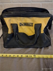 DEWALT Heavy Duty Nylon Tool Bag Tote