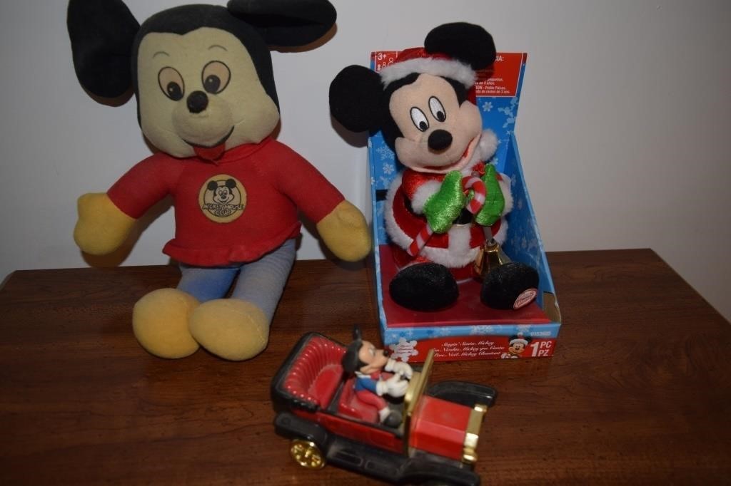 Mickey & Minnie Mouse Stuffed Animals