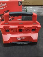 Milwaukee M18 Six Bay Rapid Charger