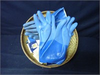 WOVEN BOWL FILLED WITH GLOVES