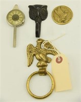 Lot #231 - Brass eagle mini hanger pull, brass