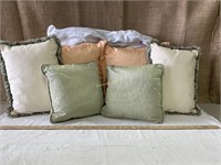 6 Decorative Throw Pillows and 1 Bed Pillow