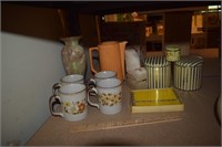 Mixed Vintage Lot (Incl. Flower Cups)