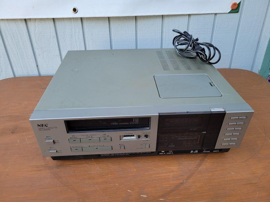 BETA MAX Video Recorder M/N NEC VC-734E