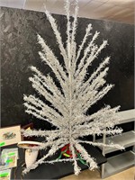 Vintage ALUMINUM Christmas Tree w/Color Wheel