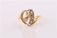 14kt Yellow Gold Heart-Shaped Ring with Diamonds