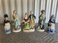 Figurines. See pictures for details.