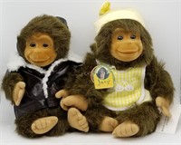 2 Hosung Monkey Puppets In Outfitts