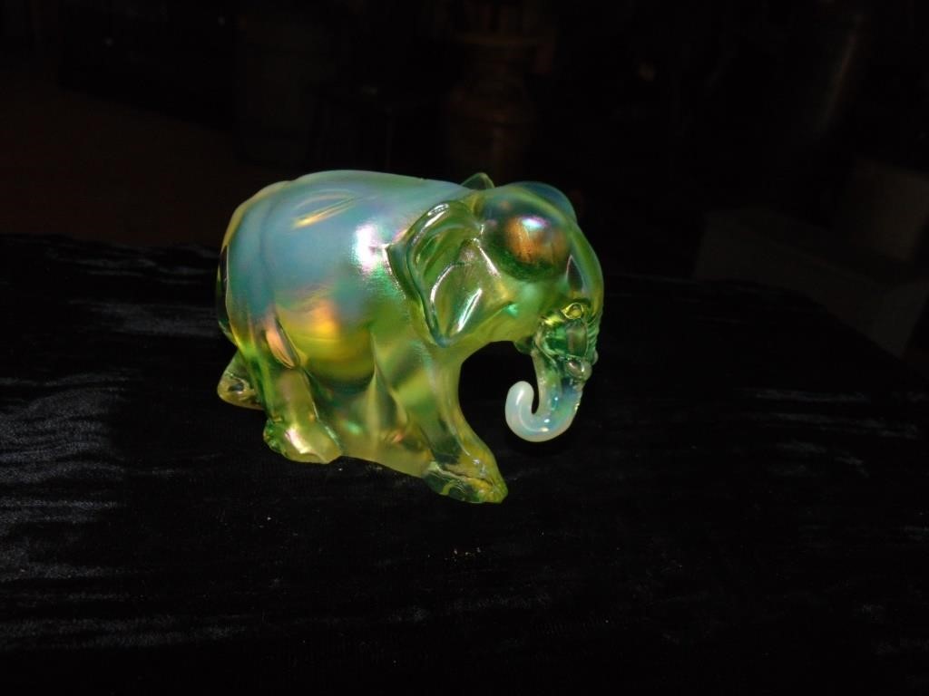 Fenton Topaz Opalescent Vaseline Glass Elephant