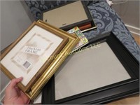 many assorted picture frames great condition