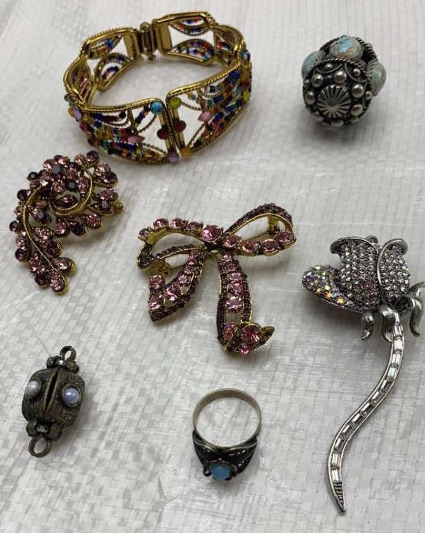 Vintage Costume jewelry