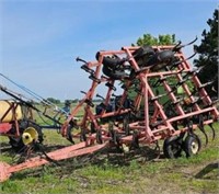 24' field cultivator w/rear hitch