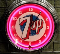 Vintage Round 7-Up Lighted Neon Wall Clock Sign