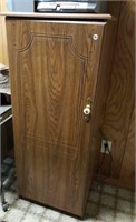 Single door cabinet with 4 shelves , 4' X 19",