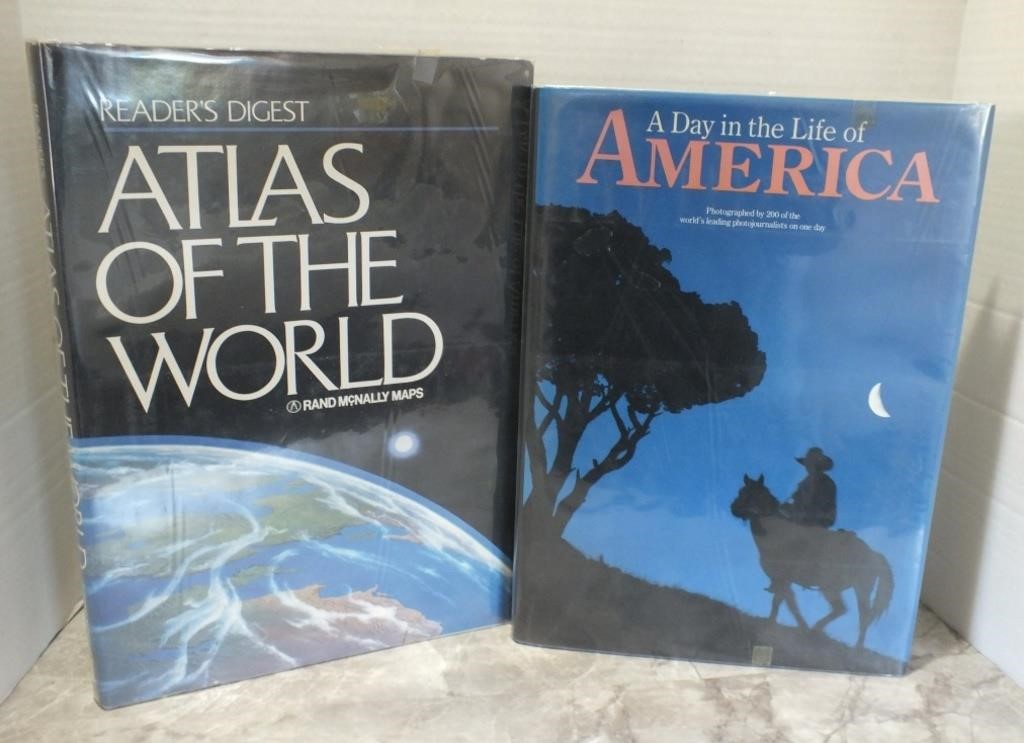 BOOKS - A DAY IN THE LIFE OF AMERICA, WORLD ATLAS