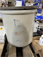 12 Gallon Red Wing Crock 4" Wing, no cracks or cra