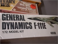 GENERAL DYNAMICS F-111E FIGHTER BOMBER MODEL
