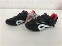 PELOTON CYCLING SHOES SIZE 40