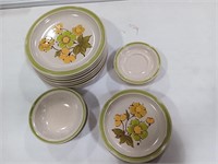 International China Kilncraft Dinnerware.  Eight