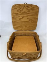 Longaberger 2000 small picnic basket with riser