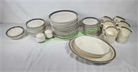 Pfaltzgraff Juniper Dinner Set