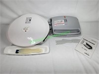 2 George Foreman's Extra Large & Sm. Compact
