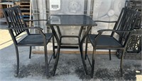 11 - PATIO TABLE W/ 2 CHAIRS (Y40)
