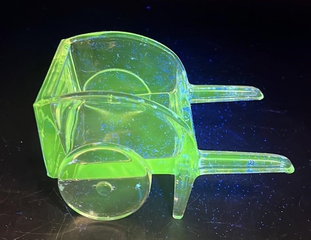 Antique Glowy Glass Cart Uv Reactive Under 365