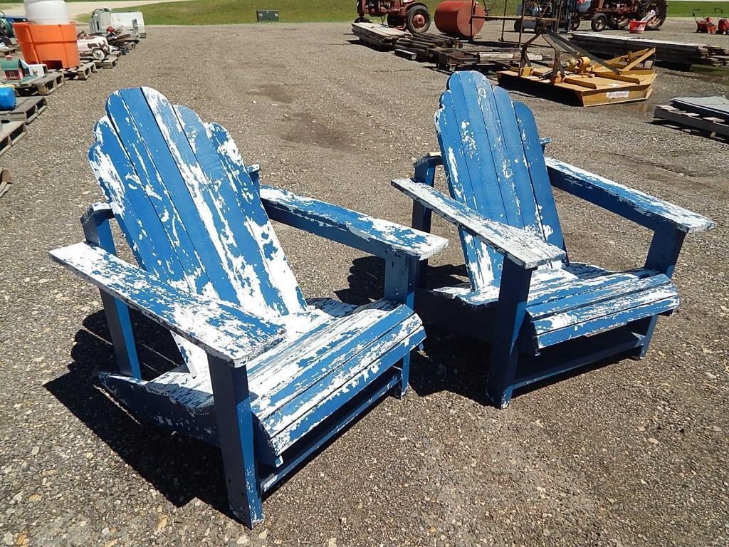 2 Wooden lawn chairs