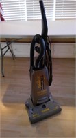 Eureka Smart Vac