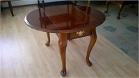 drop leaf table No 1