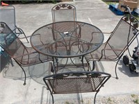METAL PATIO TABLE, 4 CHAIRS