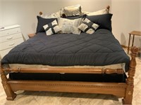 VTG Kincaid Furniture Co King Size Bed