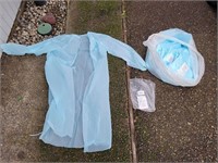 (QTY) NEW Universal Size Disposable Barrier Gowns