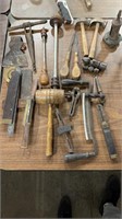 GROUP OF ANTIQUE HAND TOOLS