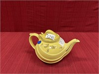 Hall ‘Parade’ Teapot’ Canary Yellow, Gold Label,